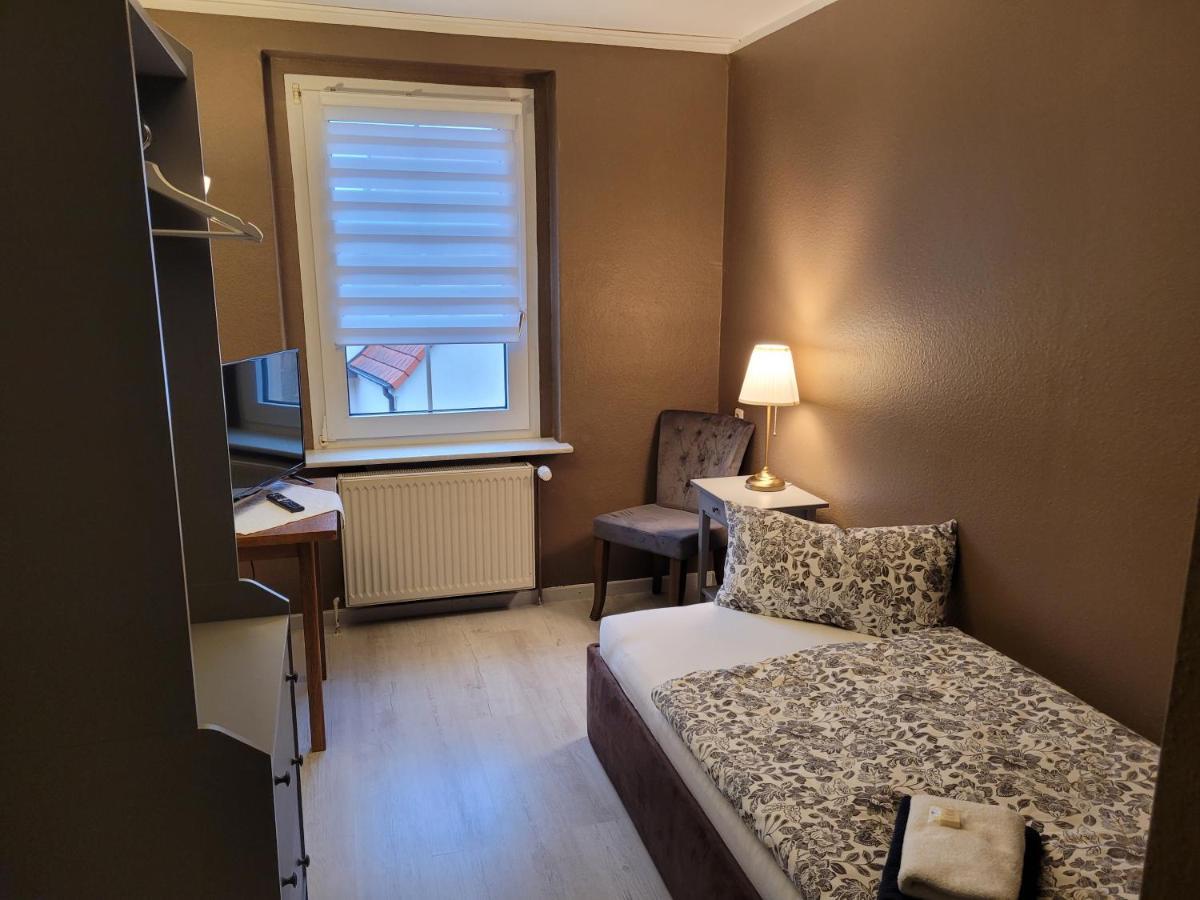 Hotel Und Pension Al Dente Nunchritz ภายนอก รูปภาพ